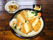 ミックスフライ定食