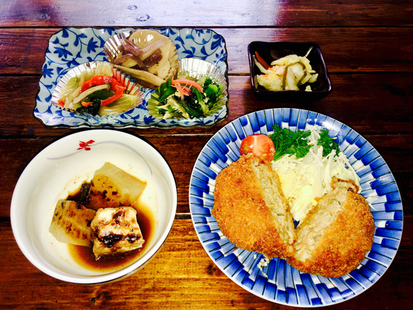 メンチカツ定食